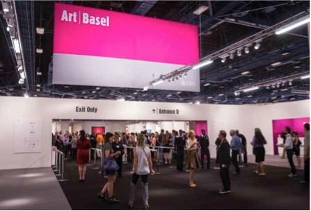 Heading South to See and Be Seen